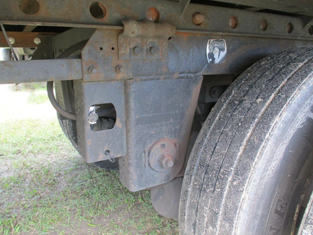 2009 UTILITY CARRIER 2100A UNIT WITH 27,466 HOURS