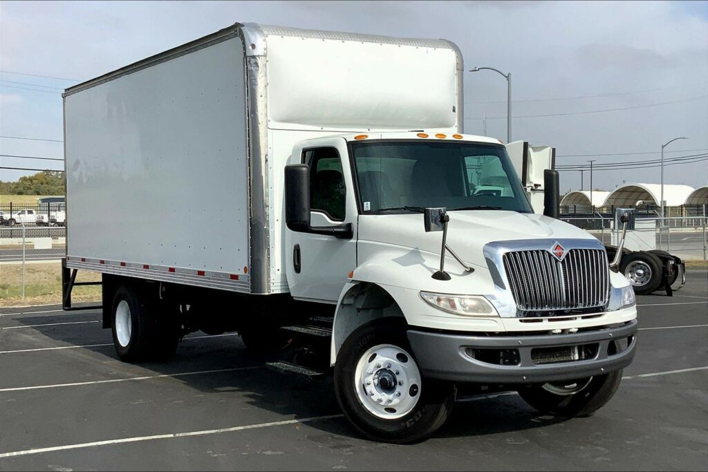 2021 CUM MV607 Medium Conventional
