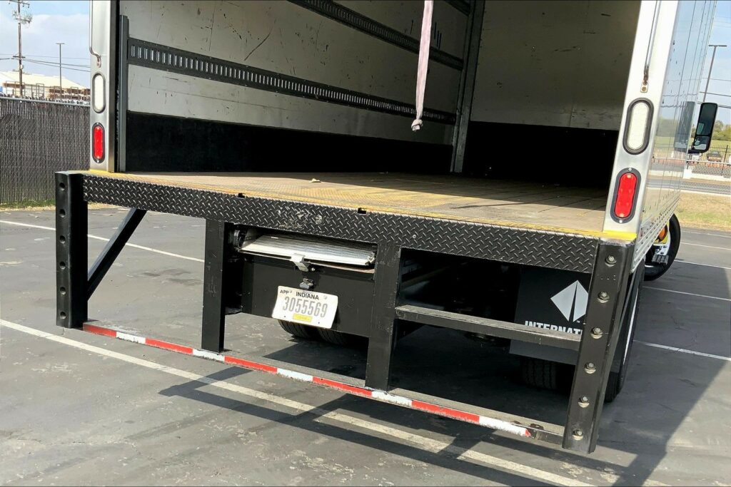 2021 CUM MV607 Medium Conventional