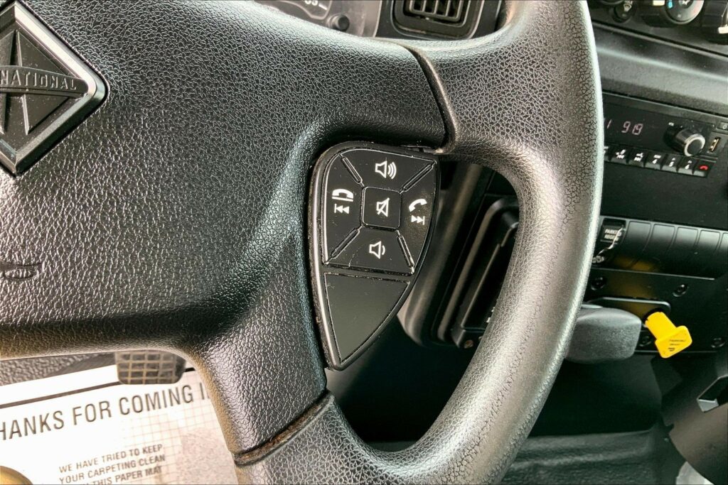 2021 CUM MV607 Medium Conventional