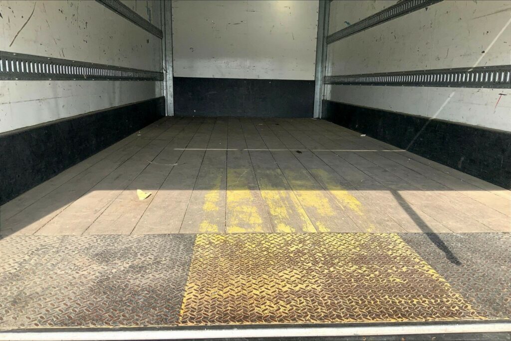 2021 CUM MV607 Medium Conventional