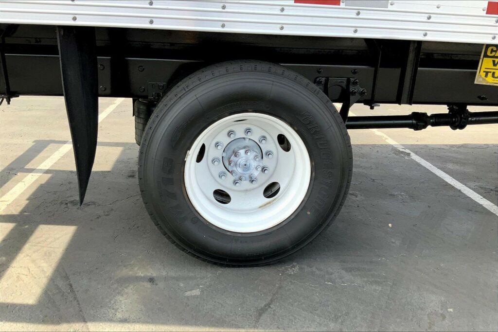 2021 CUM MV607 Medium Conventional