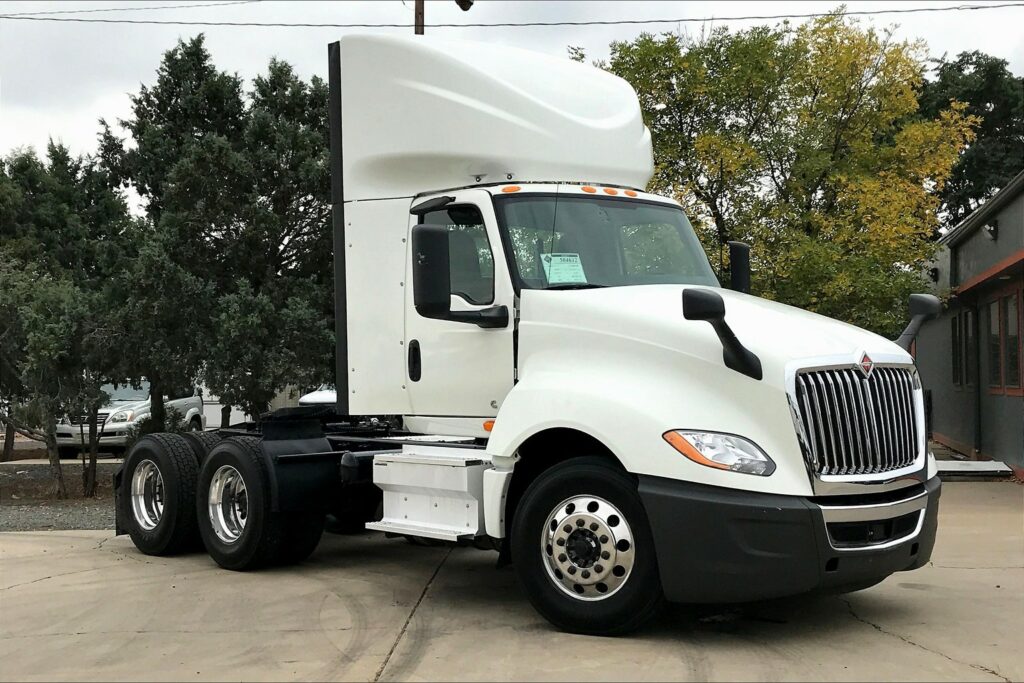 2020 CUM LT625 6×4 Day Cab
