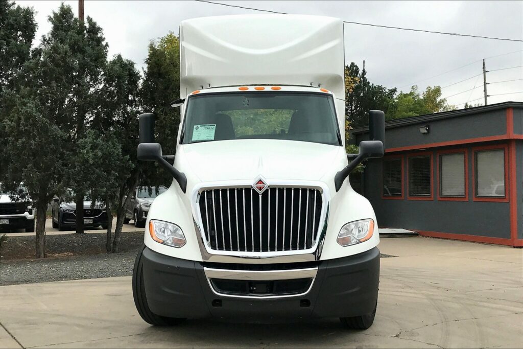 2020 CUM LT625 6×4 Day Cab