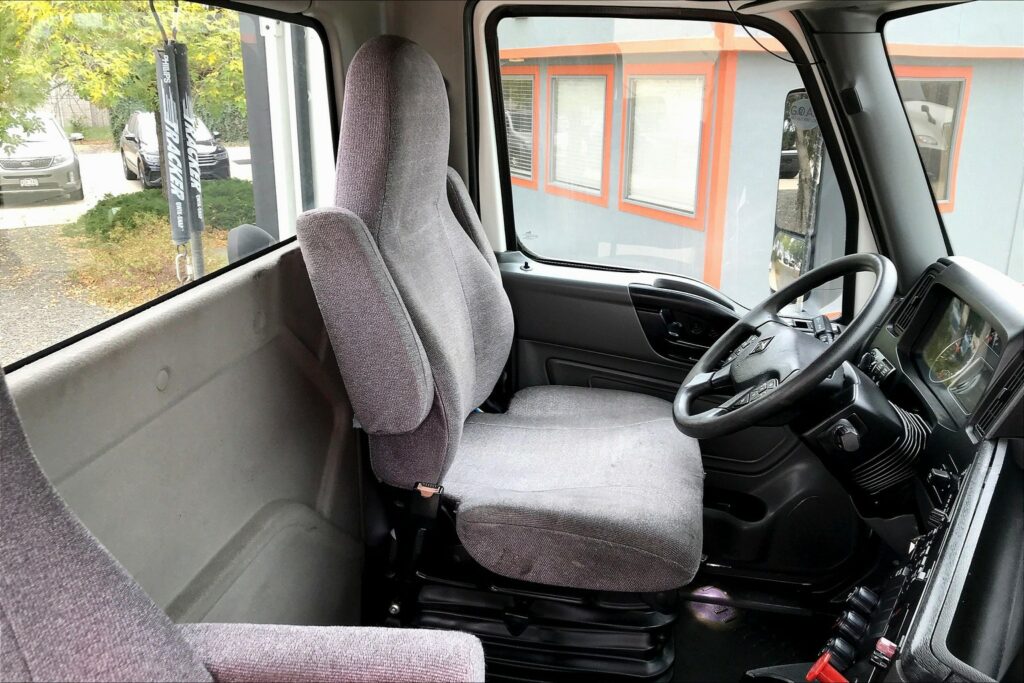 2020 CUM LT625 6×4 Day Cab