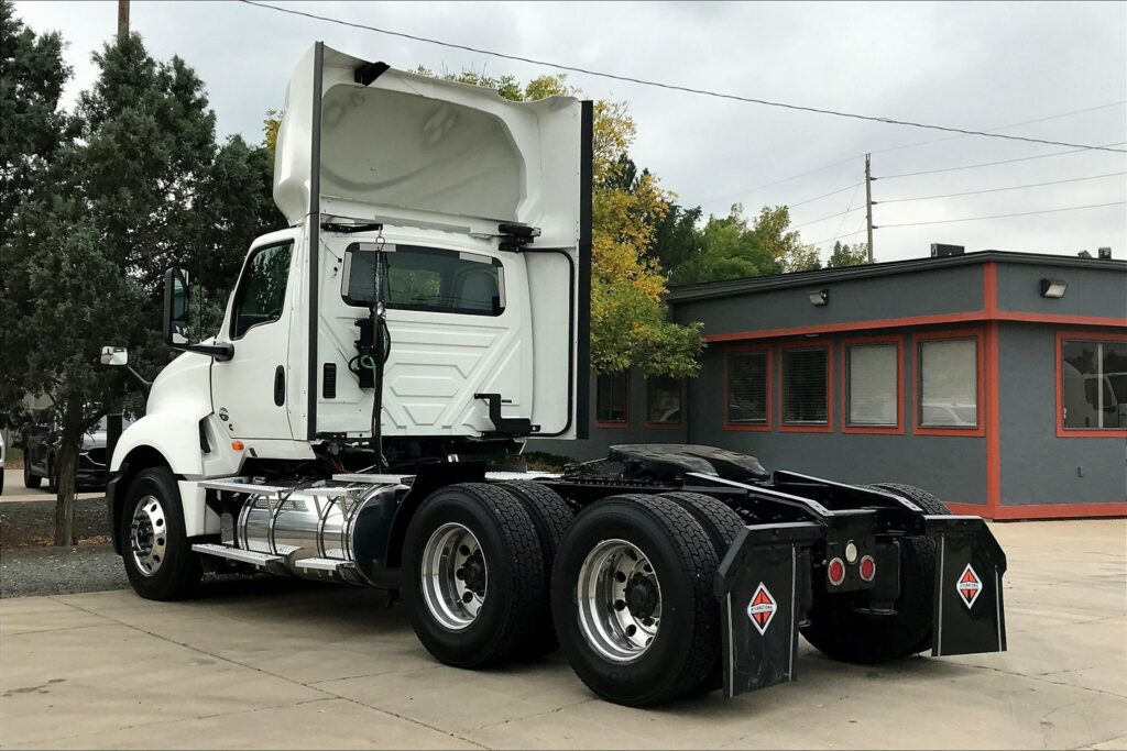 2020 CUM LT625 6×4 Day Cab