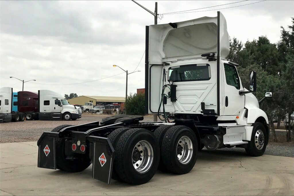 2020 CUM LT625 6×4 Day Cab