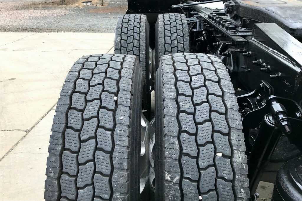 2020 CUM LT625 6×4 Day Cab