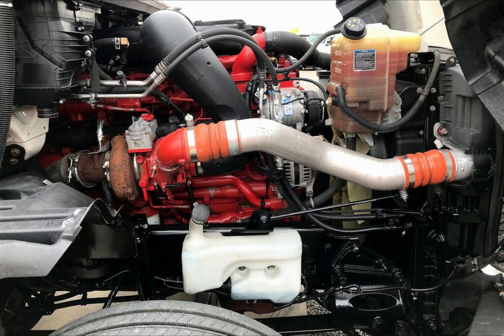 2020 CUM LT625 6×4 Day Cab