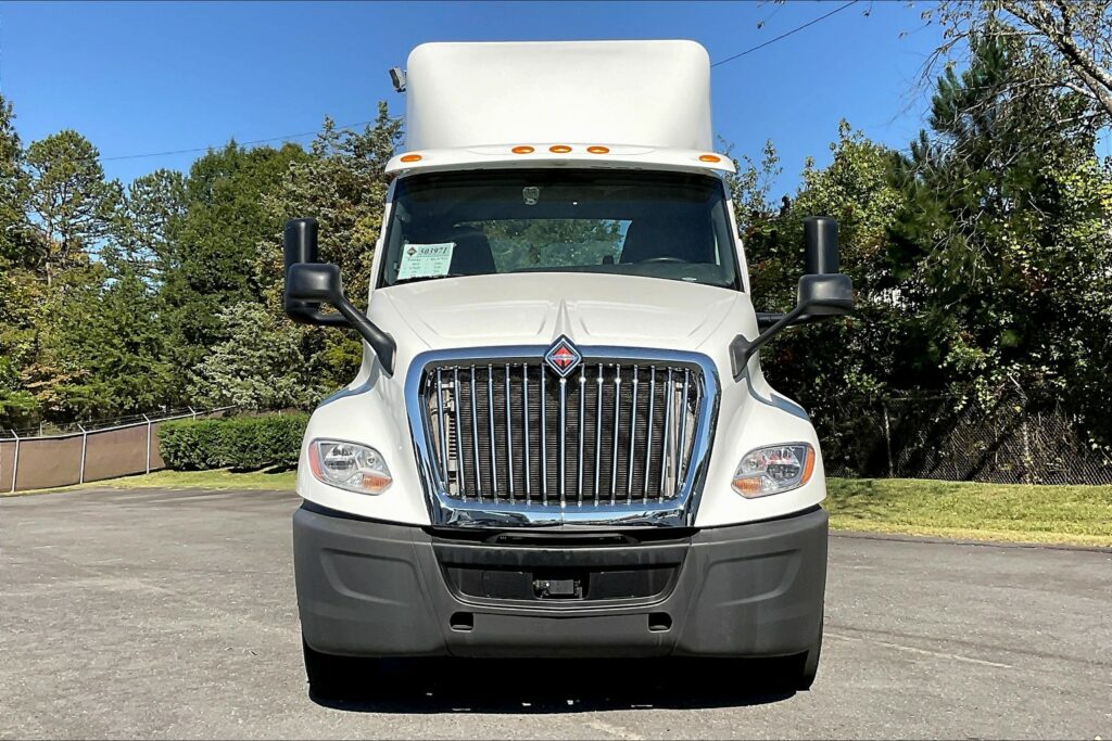2019 INT LT625 6×4 Day Cab