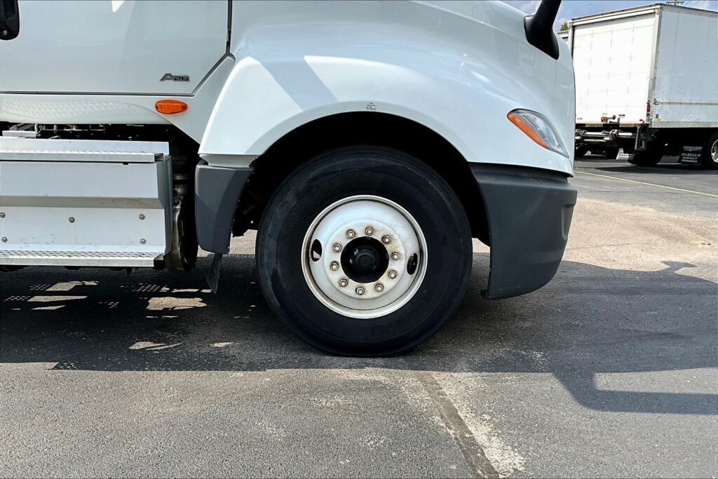 2019 INT LT625 6×4 Day Cab