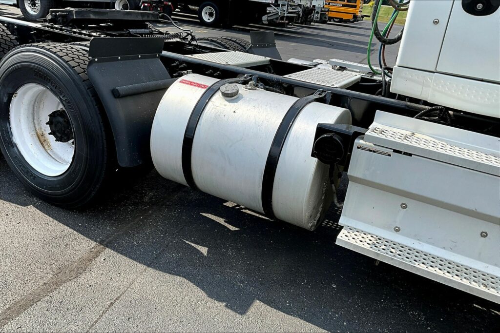 2019 INT LT625 6×4 Day Cab