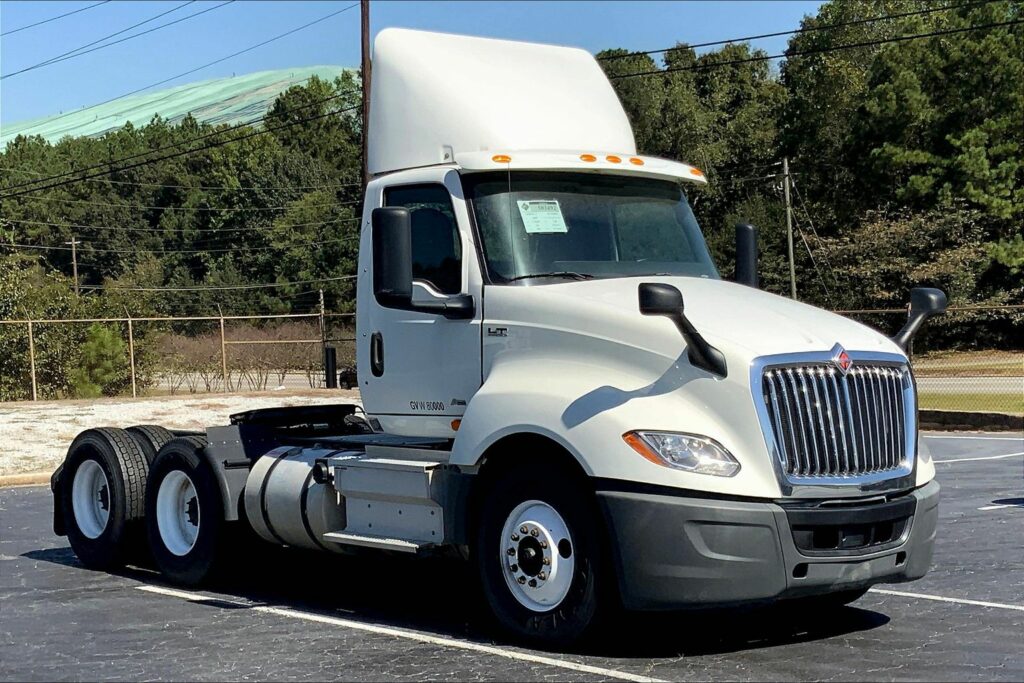 2019 INT LT625 6×4 Day Cab