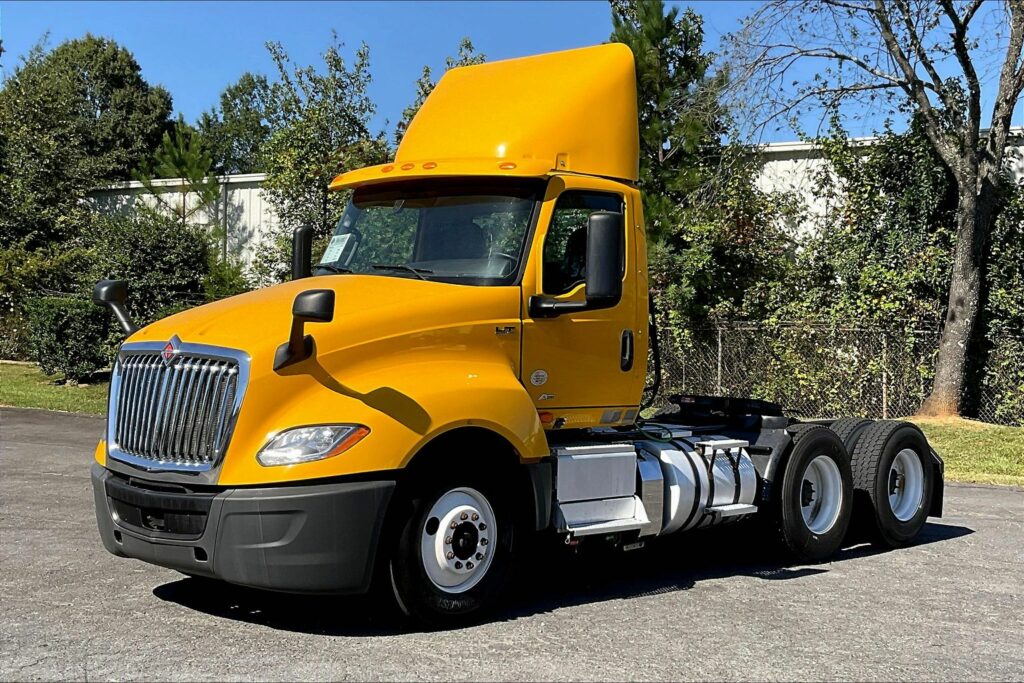 2019 INT LT625 6×4 Day Cab
