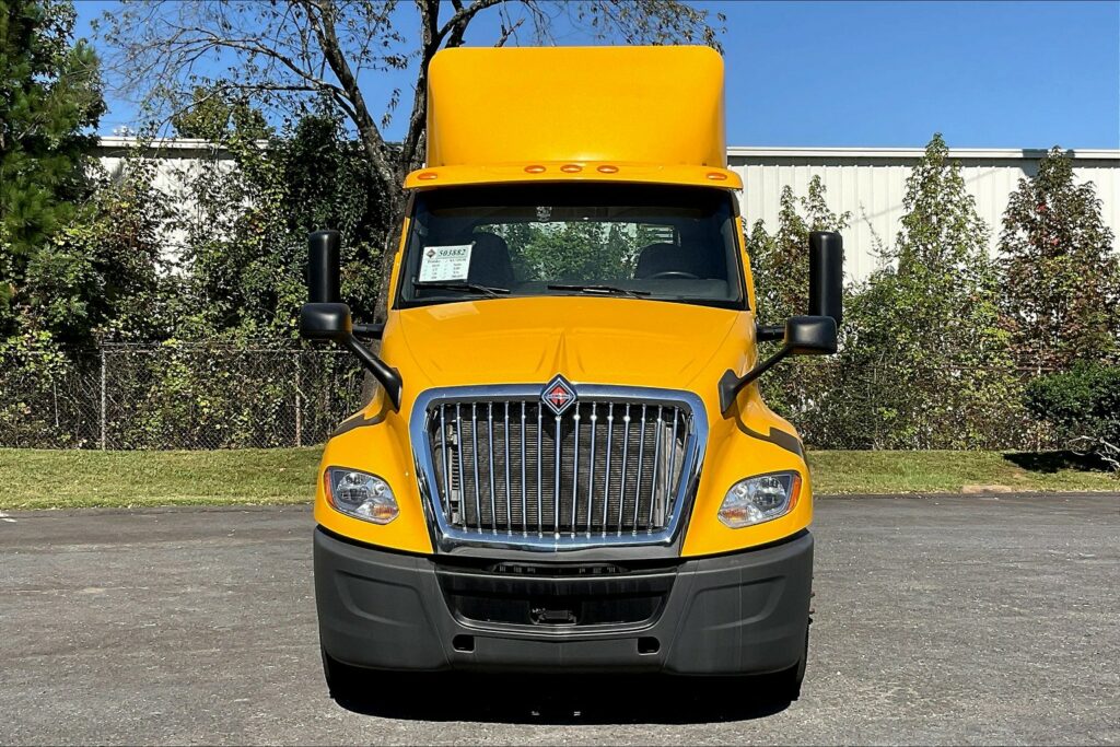 2019 INT LT625 6×4 Day Cab