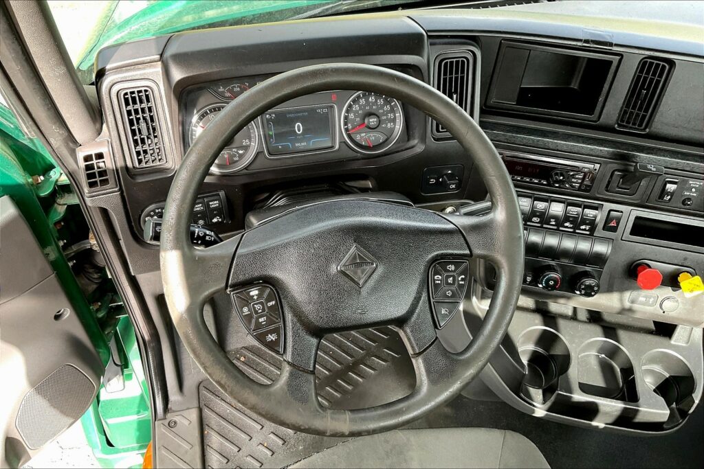 2020 INT LT625 6×4 Day Cab