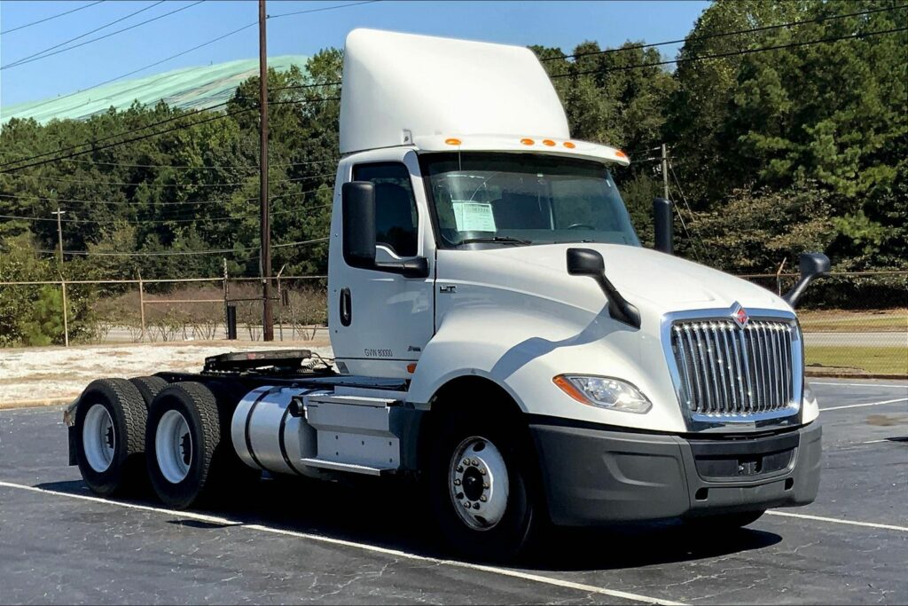 2019 INT LT625 6×4 Day Cab