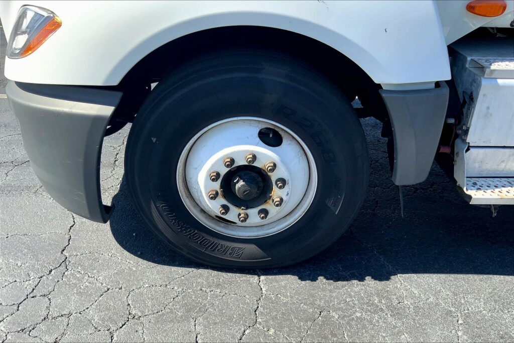 2019 INT LT625 6×4 Day Cab