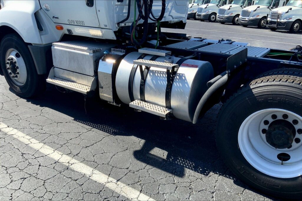 2019 INT LT625 6×4 Day Cab