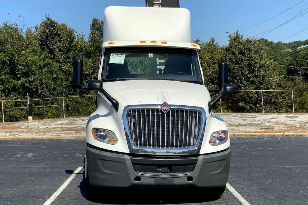 2019 INT LT625 6×4 Day Cab