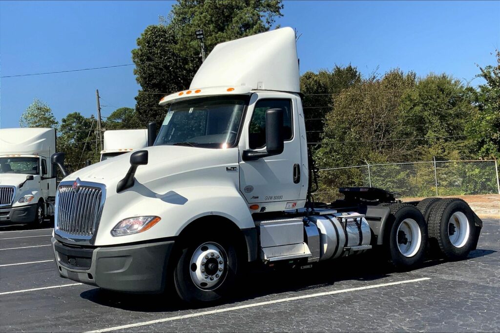 2019 INT LT625 6×4 Day Cab