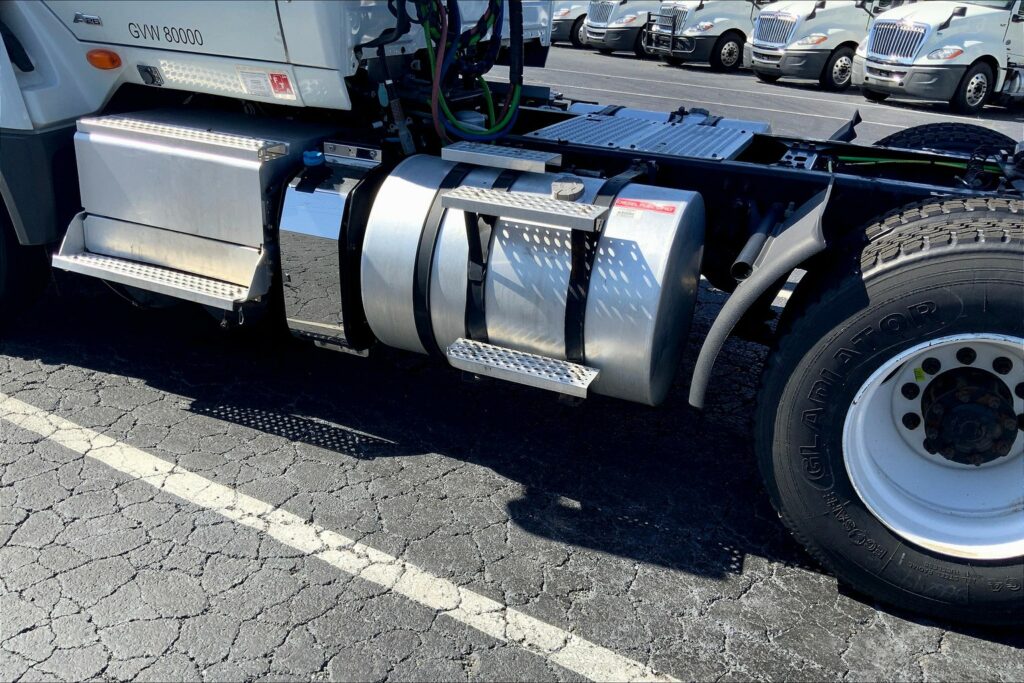 2019 INT LT625 6×4 Day Cab