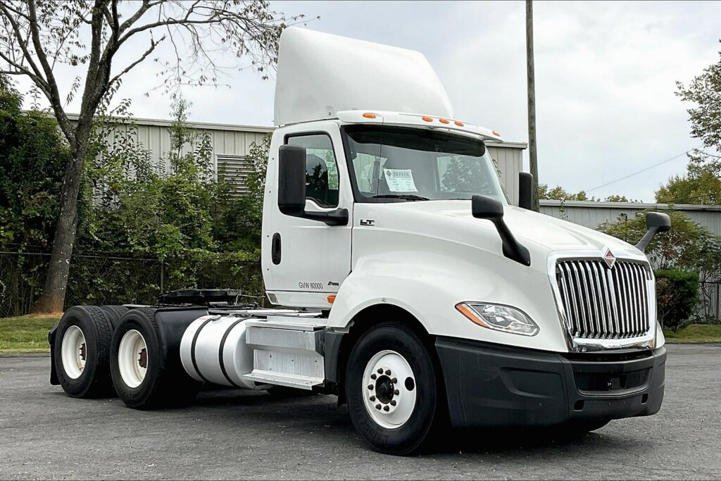 2019 INT LT625 6×4 Day Cab