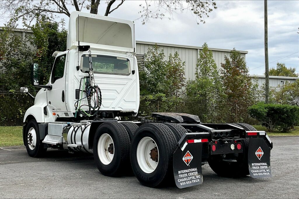 2019 INT LT625 6×4 Day Cab