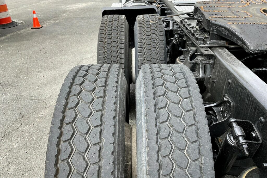 2019 INT LT625 6×4 Day Cab