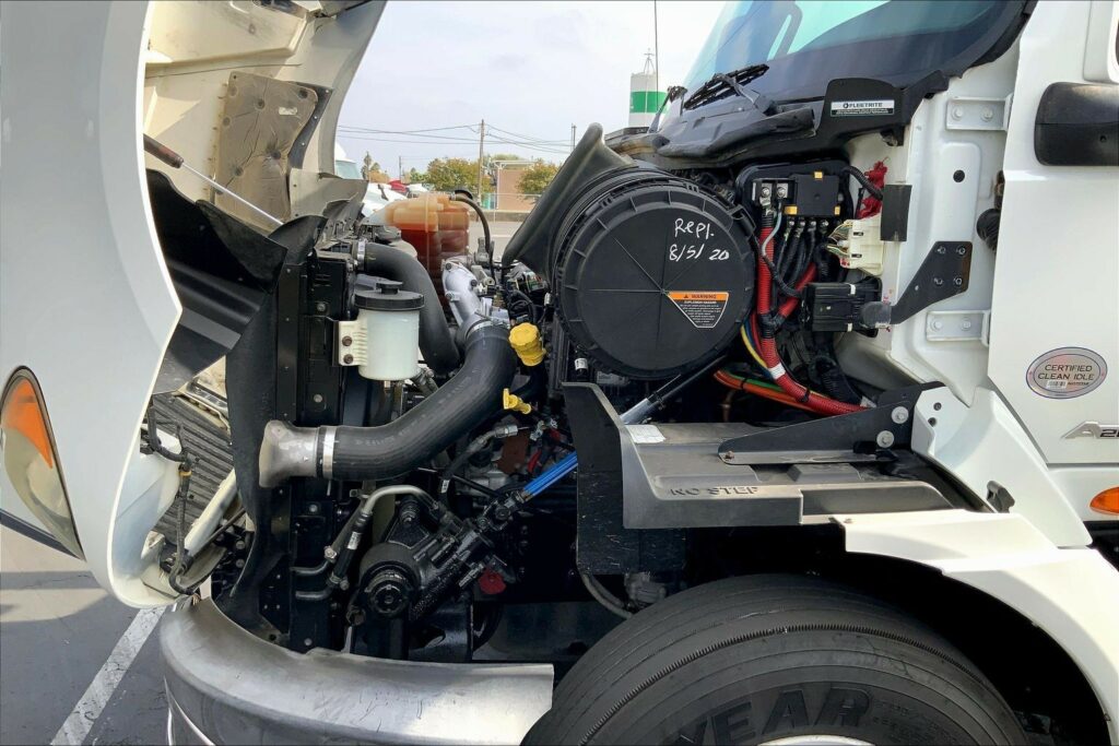 2019 INT RH613 4×2 Day Cab