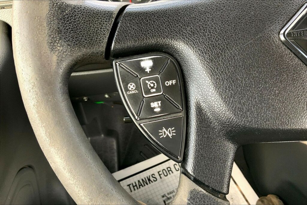 2019 INT RH613 4×2 Day Cab