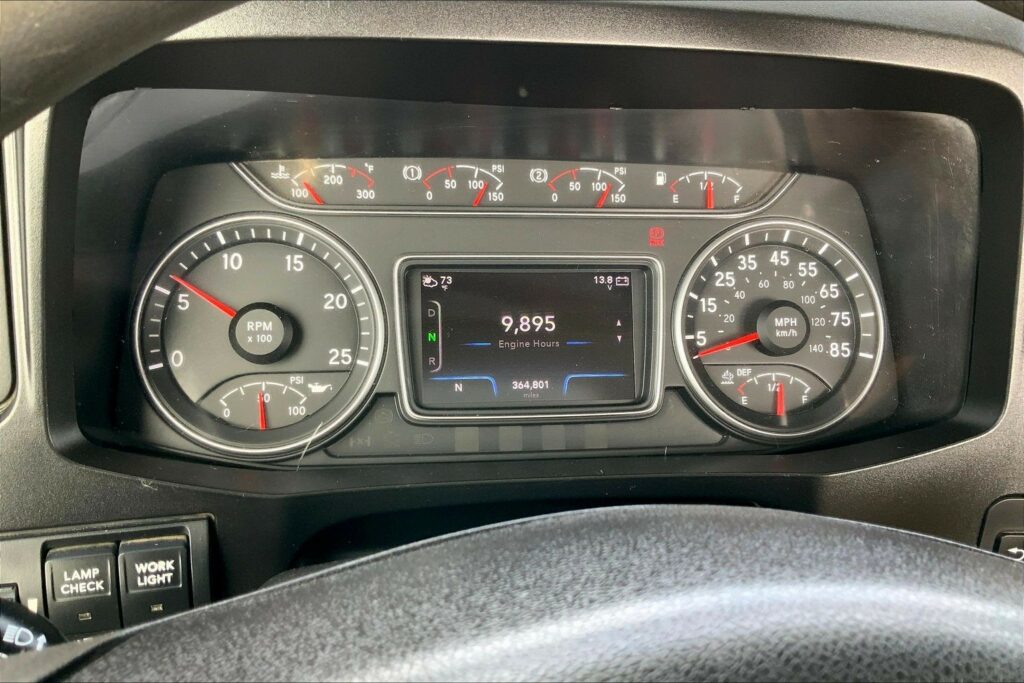 2019 INT RH613 4×2 Day Cab