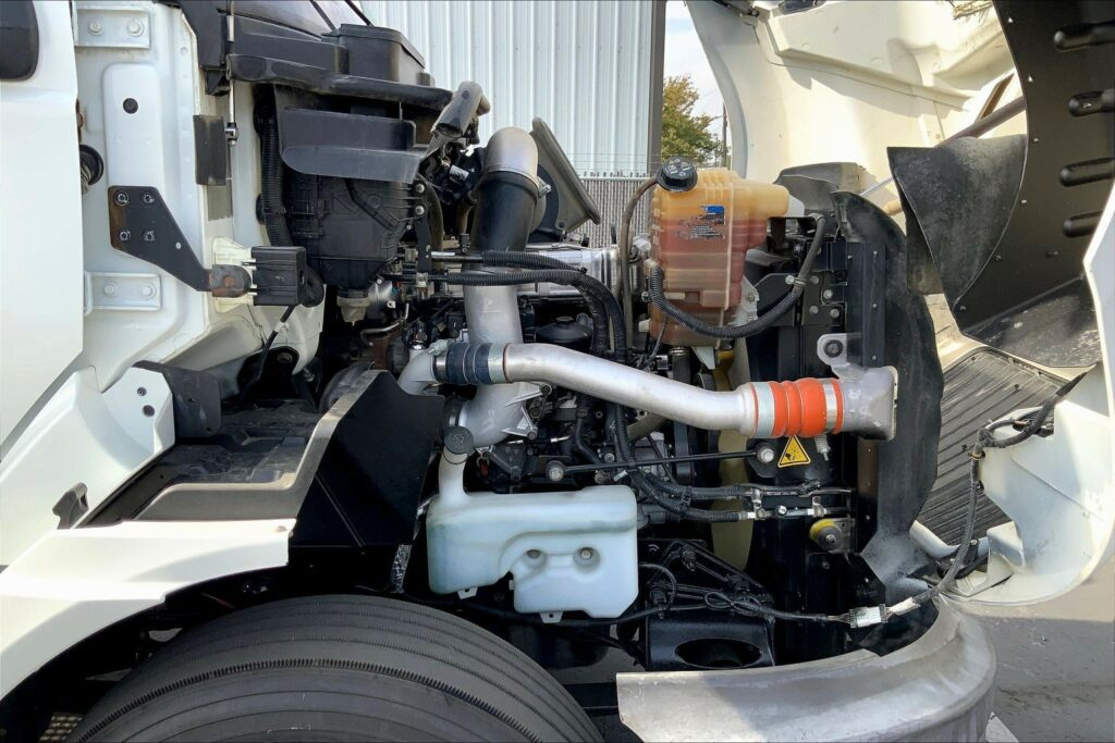 2019 INT RH613 4×2 Day Cab