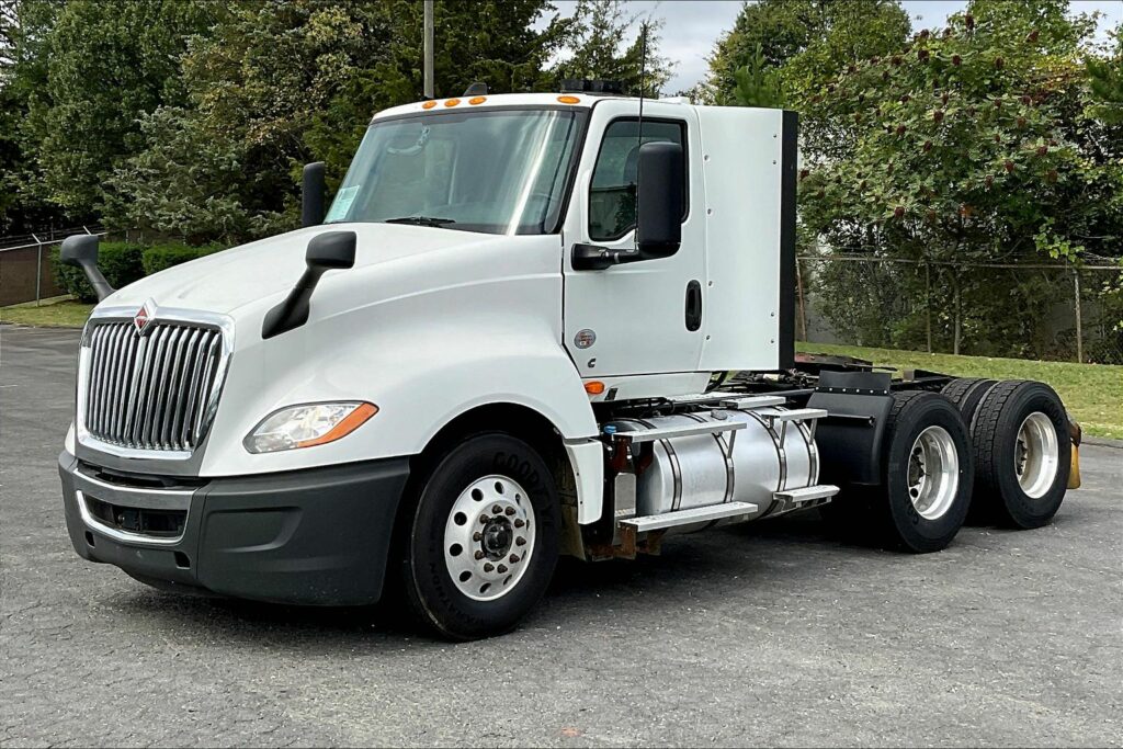 2020 CUM LT625 6×4 Day Cab