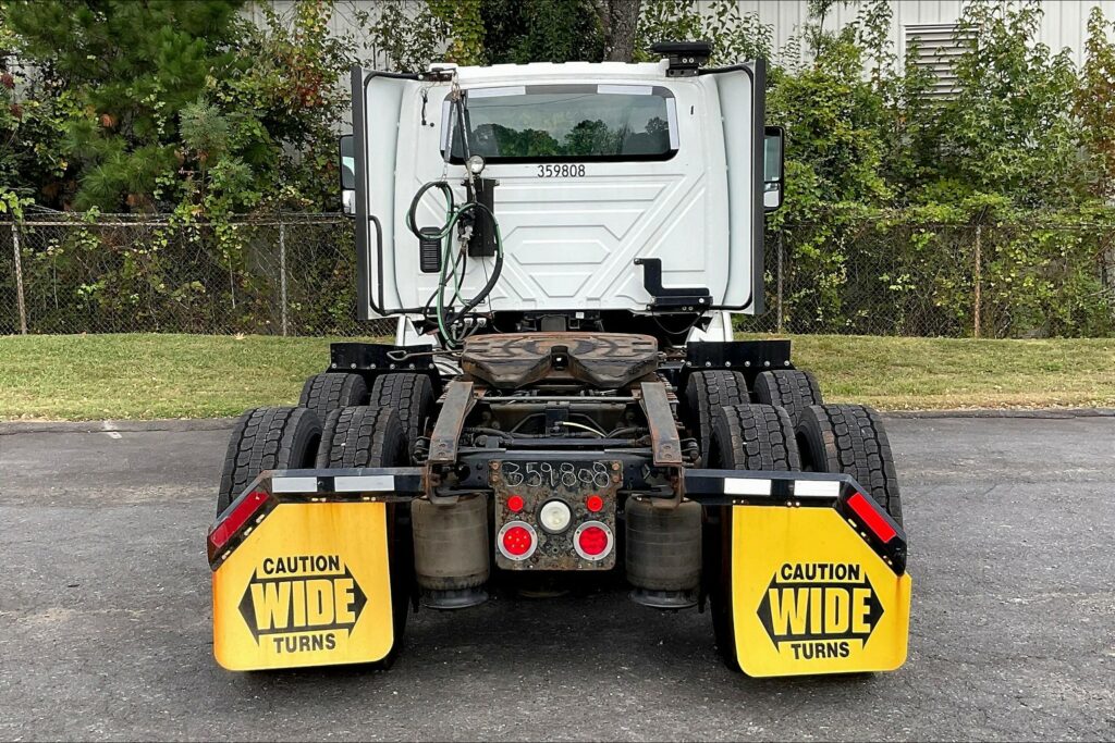 2020 CUM LT625 6×4 Day Cab