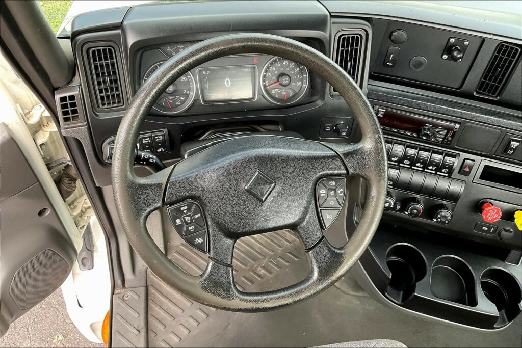 2020 CUM LT625 6×4 Day Cab