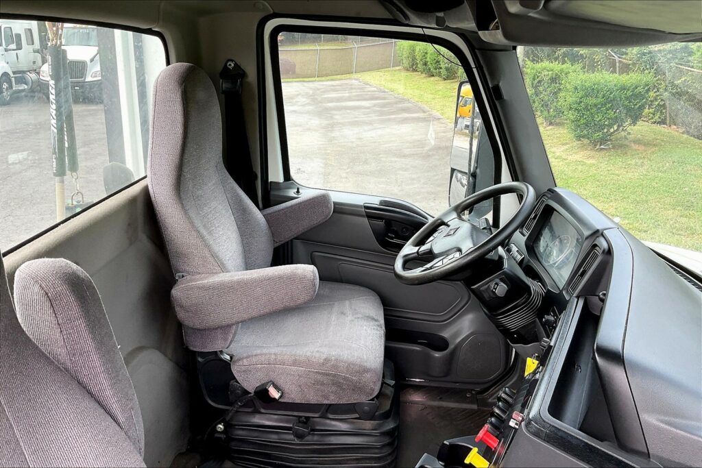 2020 CUM LT625 6×4 Day Cab