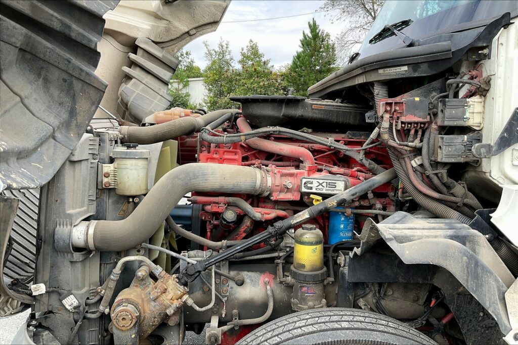 2020 CUM LT625 6×4 Day Cab