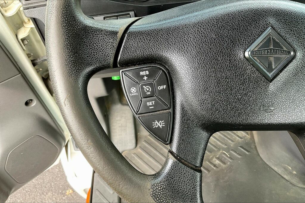 2020 CUM LT625 6×4 Day Cab