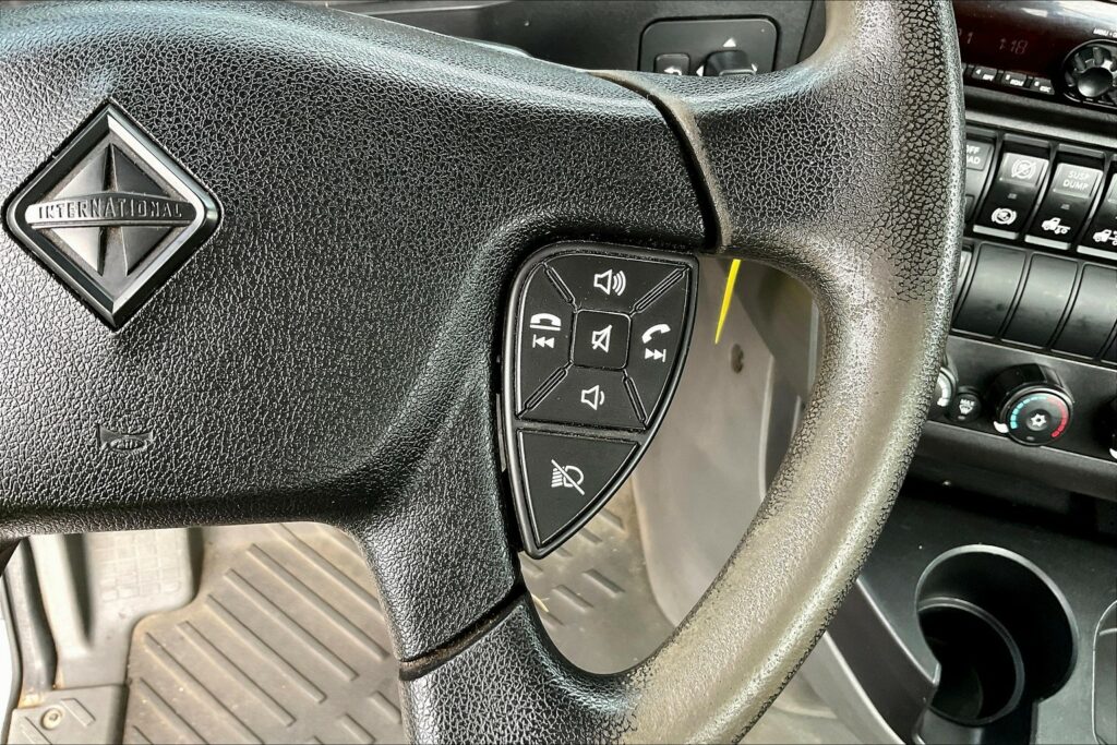 2020 CUM LT625 6×4 Day Cab