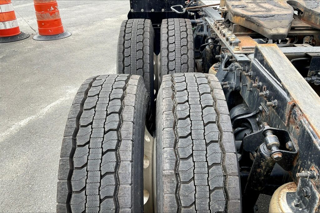 2020 CUM LT625 6×4 Day Cab