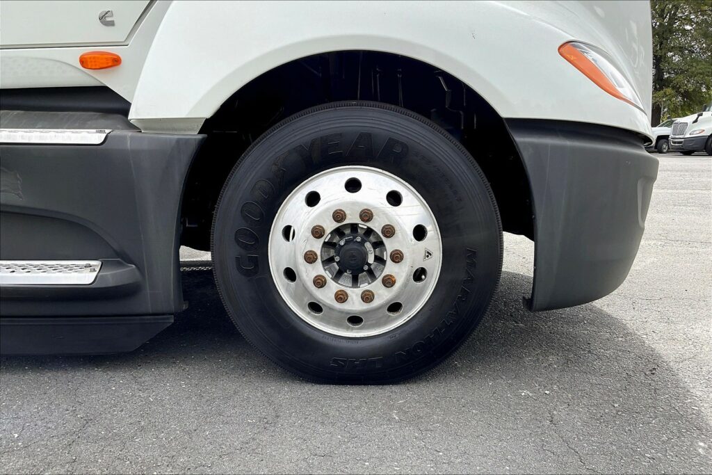 2021 CUM LT625 6×4 Day Cab