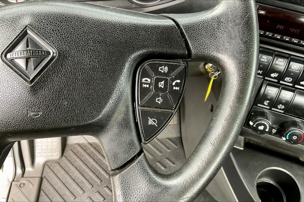 2021 CUM LT625 6×4 Day Cab