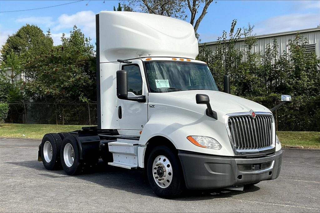 2020 CUM LT625 6×4 Day Cab