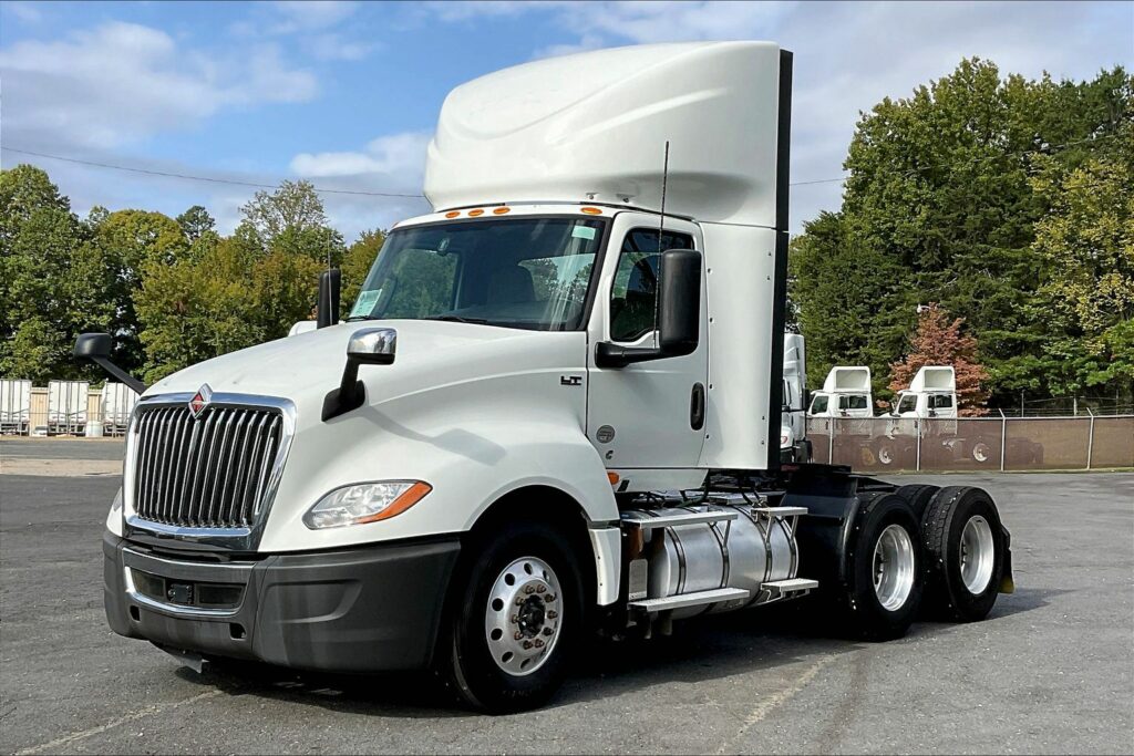 2020 CUM LT625 6×4 Day Cab