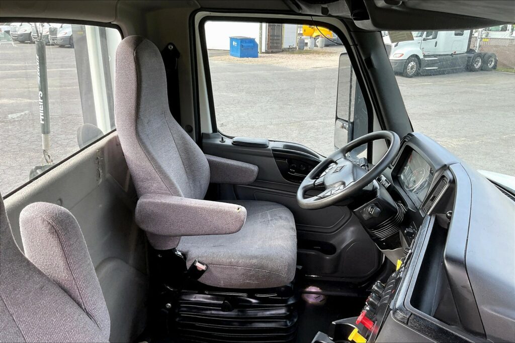 2020 CUM LT625 6×4 Day Cab