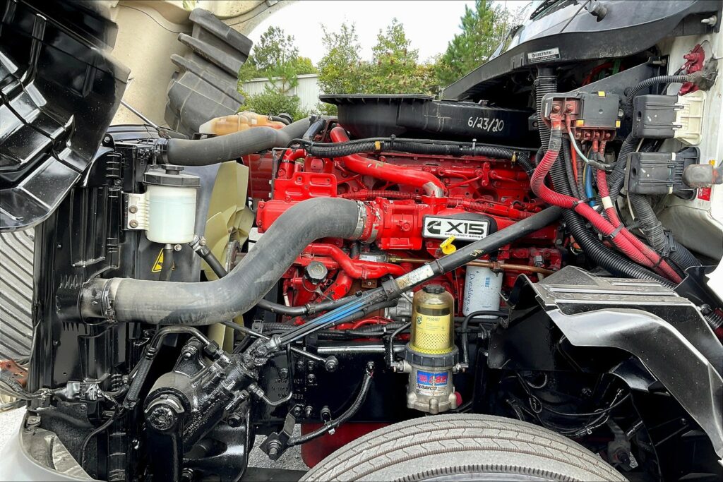 2020 CUM LT625 6×4 Day Cab