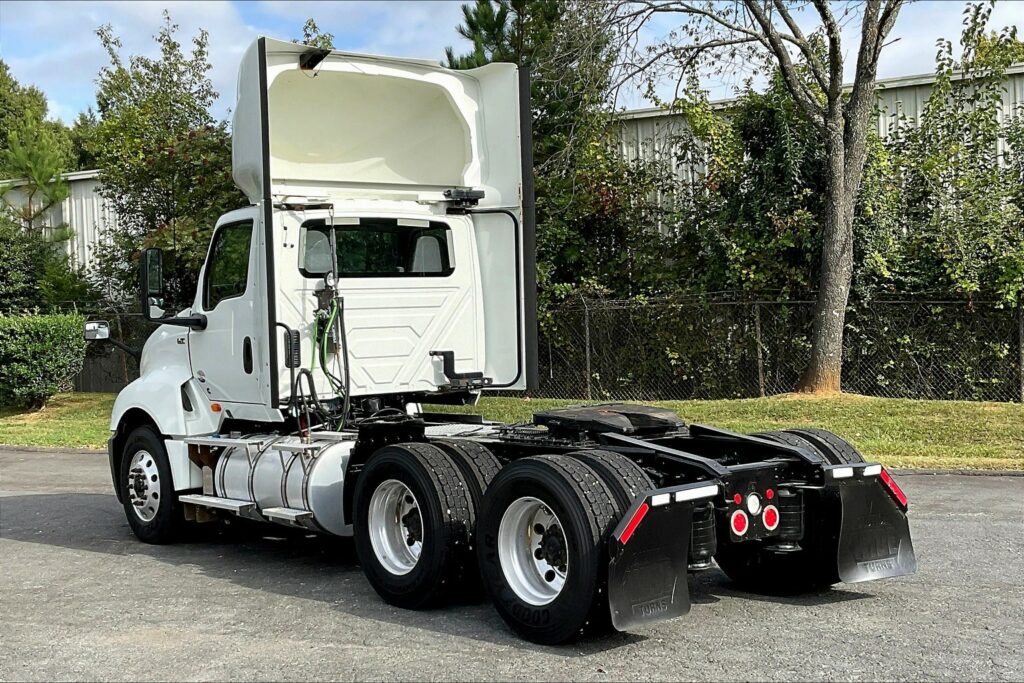 2020 CUM LT625 6×4 Day Cab