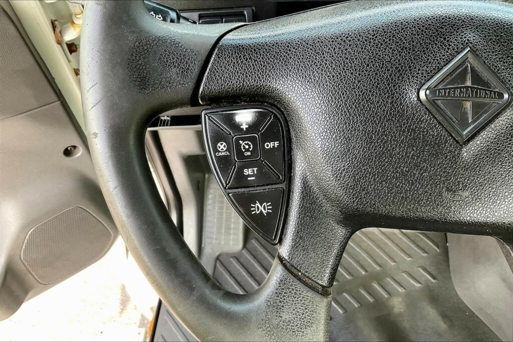 2020 CUM LT625 6×4 Day Cab