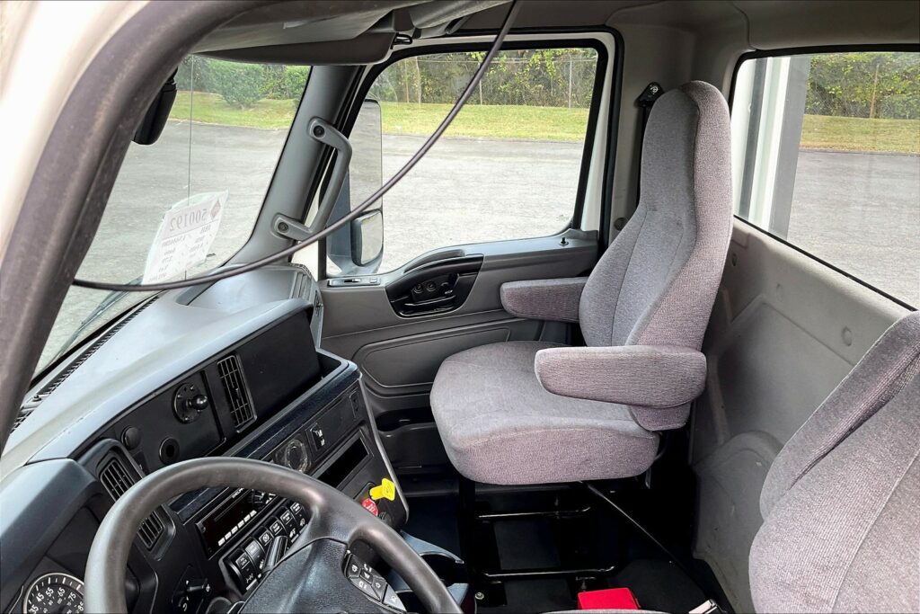 2020 CUM LT625 6×4 Day Cab